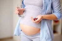 Alteraciones debido al paracetamol – acetaminofén- en el feto de mujeres embarazadas. Revisión paracetamol